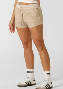 Lorna Jane Flashdance Cheeky Short OxfordTan Hot