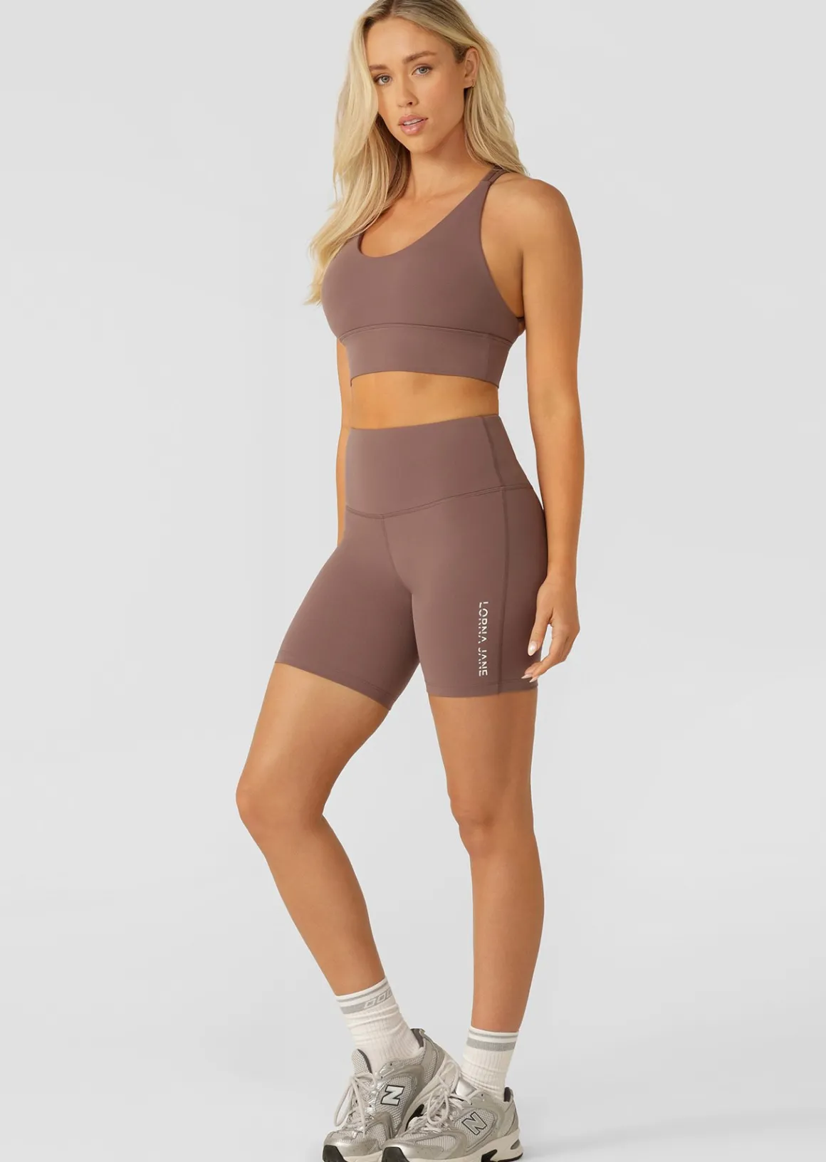 Lorna Jane Lotus Longline Sports Bra Stone Clearance