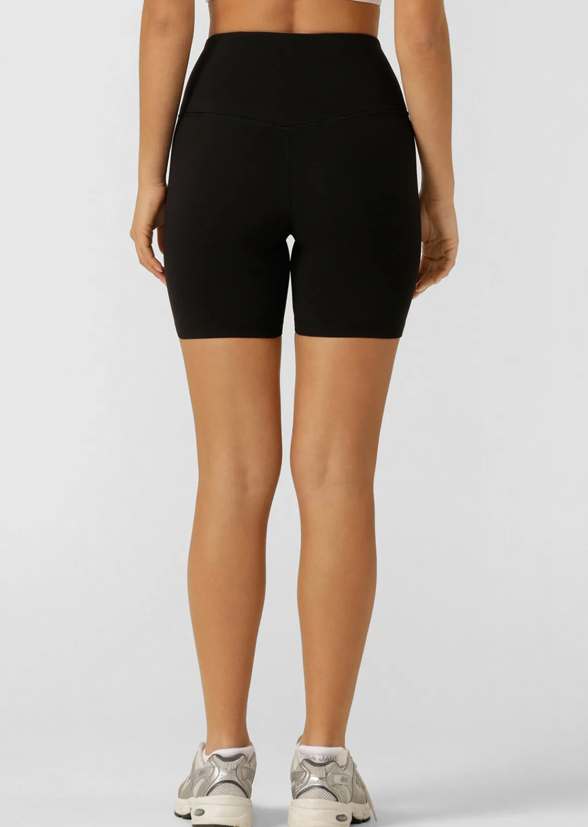 Lorna Jane Lotus No Chafe Phone Pocket 16cm Bike Shorts RecycledBlack Outlet