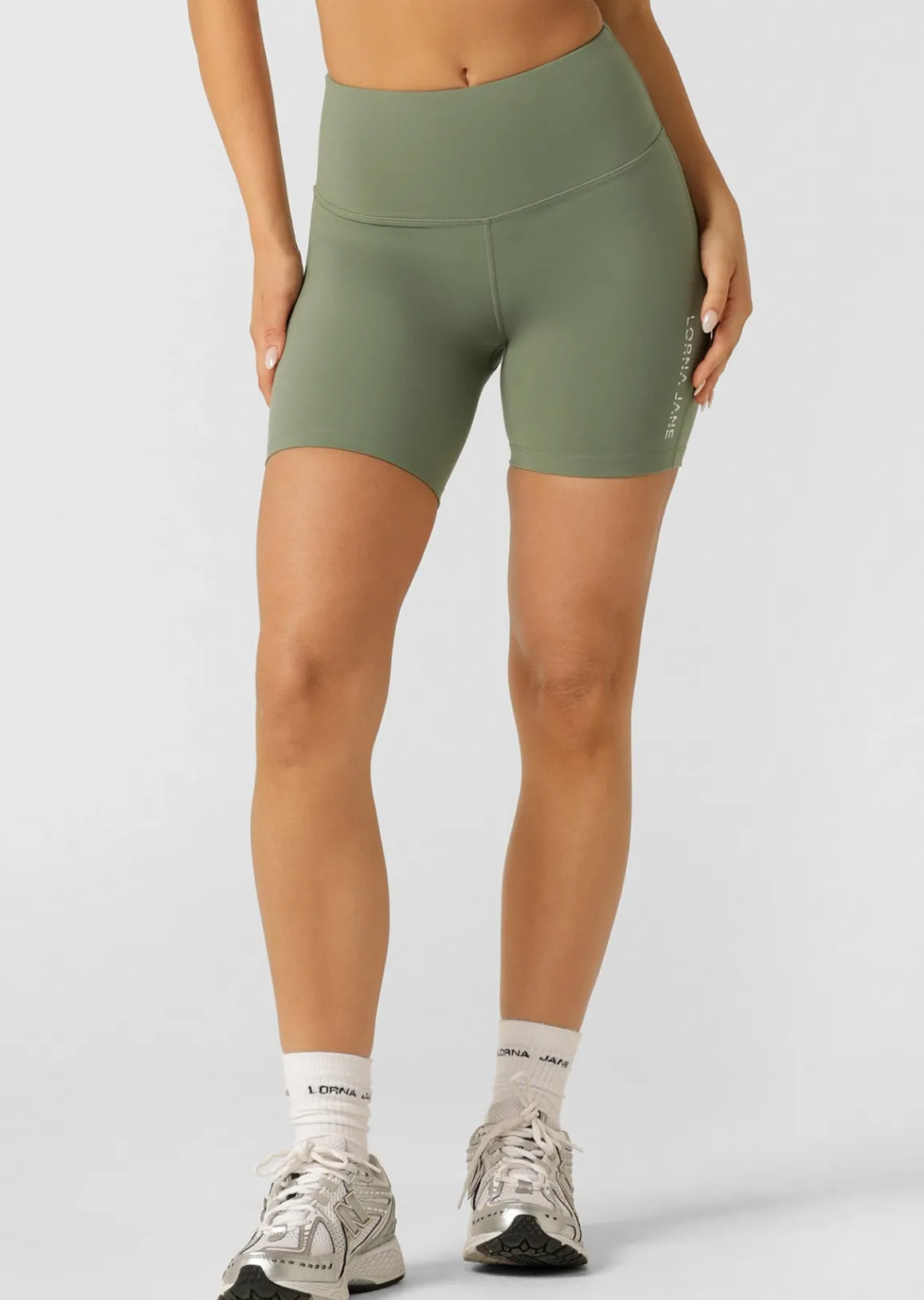 Lorna Jane Lotus No Chafe Phone Pocket 16cm Bike Shorts LightKhaki Sale