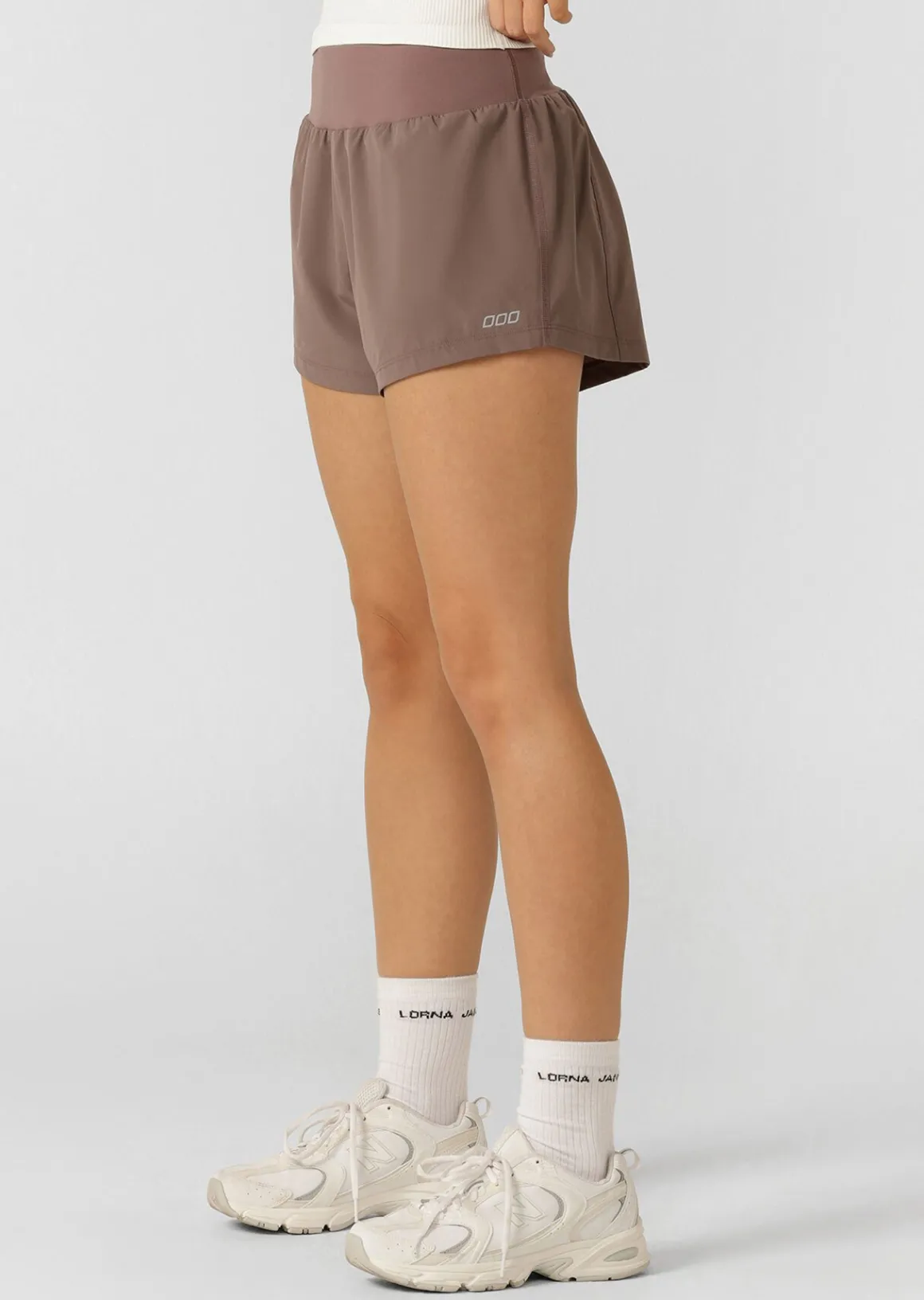 Lorna Jane Stretch & Stride Pocket Run Short Stone Clearance