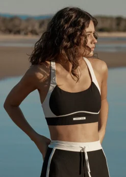 Lorna Jane Sweat to Surf Sports Bra Black